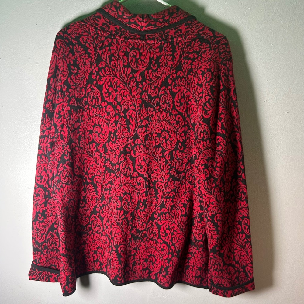 JM Collection Women's Red Black Damask Knit Cardigan‎ Sweater XL Button Front - Picture 2 of 7